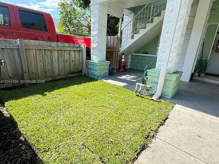 605 S J St #2 — Photo 2