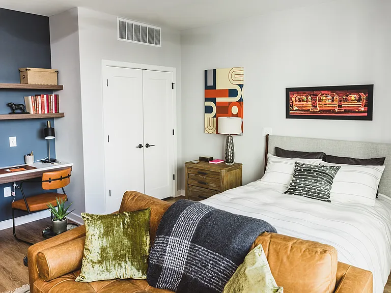 Our wood-plank flooring and oversized windows maximize the beauty of your surroundings.