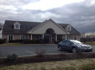 18 Rosemont Dr, Myerstown, PA 17067