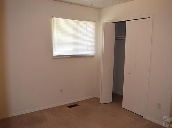 2nd image of 16 Mayweed Ct