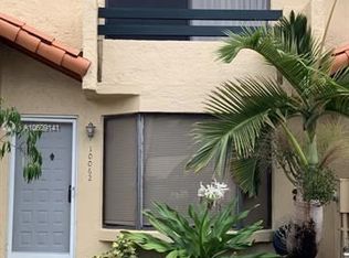 10062 SW 77th Ct, Miami, FL 33156