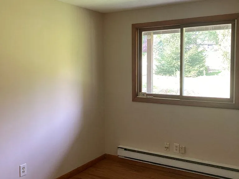 8525 S Spring Valley Park Dr — Photo 7