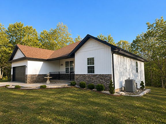 2nd image of 2190 S Farm Road 245