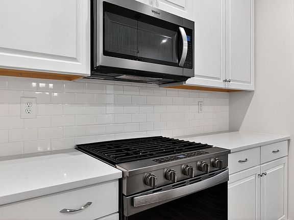 4th image of 3154 Finchborough Ct