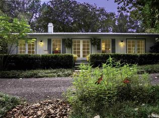 910 SW 99th St, Gainesville, FL 32607