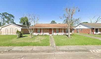 1st image of 11726 N Willow Cir