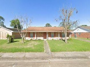 11726 N Willow Cir, Houston, TX 77071