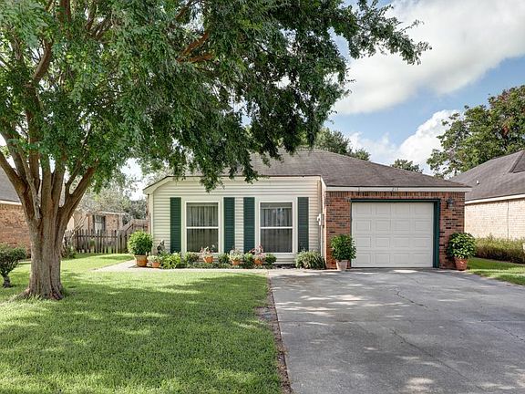 2nd image of 213 Langley Dr