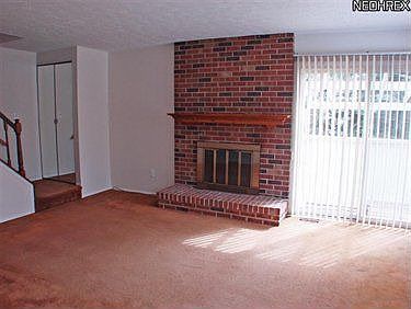 3rd image of 5560 Heathergreen Ct APT C