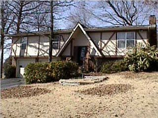 5th image of 905 Spurling Dr