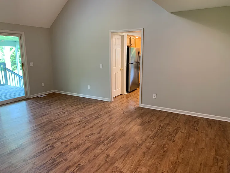764-1 N Meridian Rd — Photo 13