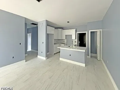 3 bed, 2.0 bath, 1100 sqft, $1,800 — Photo 3