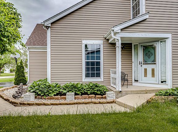 2nd image of 356 Meadowlark Dr
