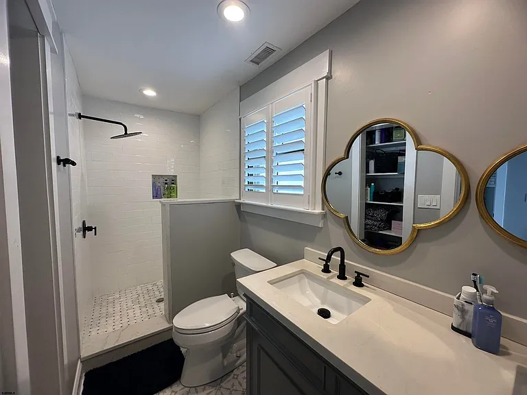 726 W Shore Dr — Photo 24
