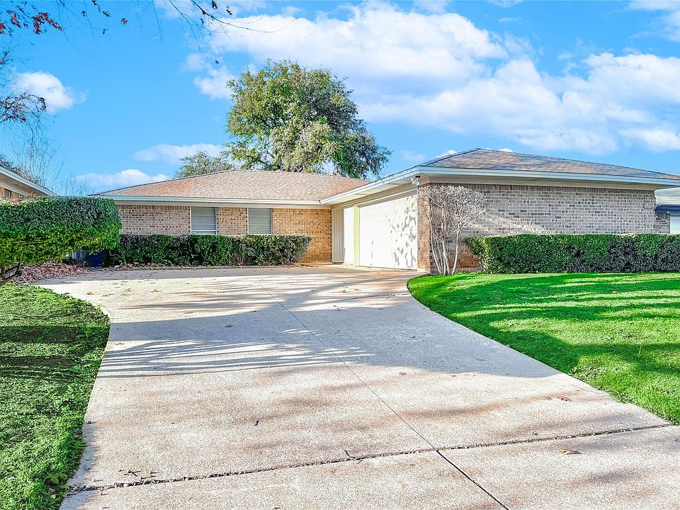 1st image of 7208 Misty Meadow Dr S