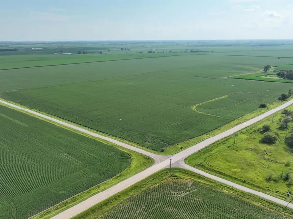 Old White Way, Ainsworth, IA 52201