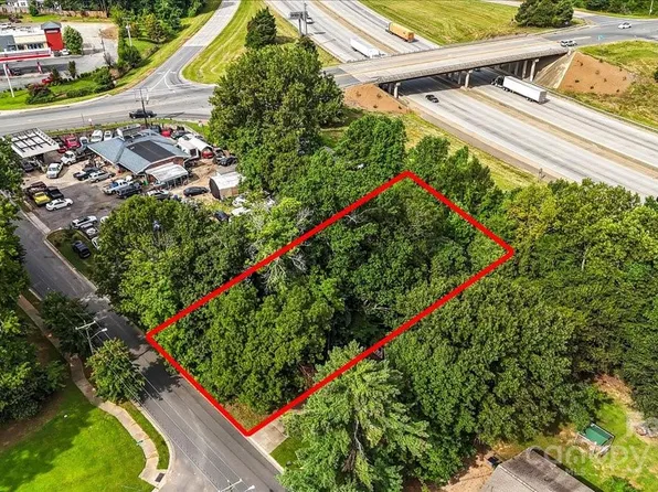 734 Dewolfe St, Charlotte, NC 28208