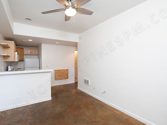 3rd image of 4626 Albuquerque St #B