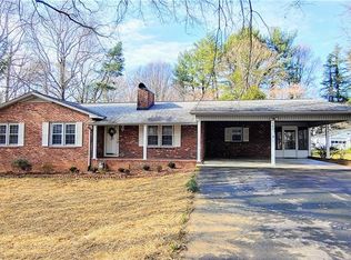 162 Dogwood Ln, Mocksville, NC 27028