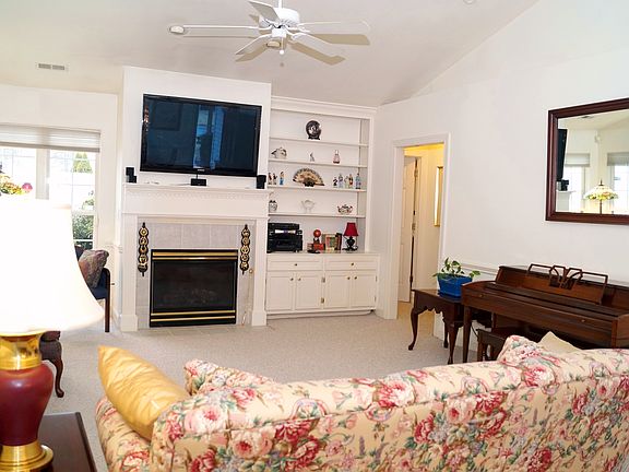 2nd image of 2324 Big Ben Dr