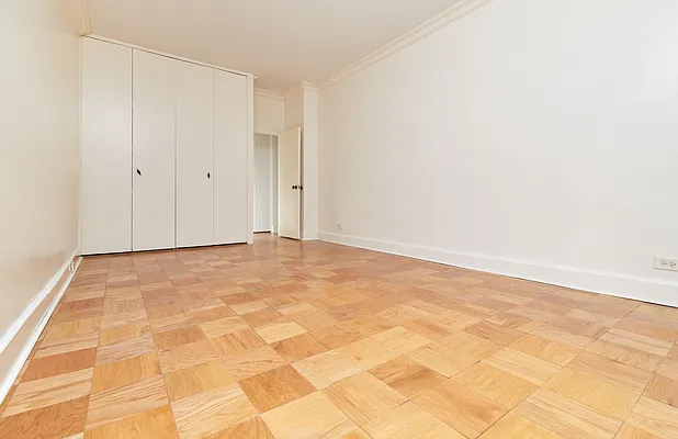 Rented by PocketBroker Inc | media 15