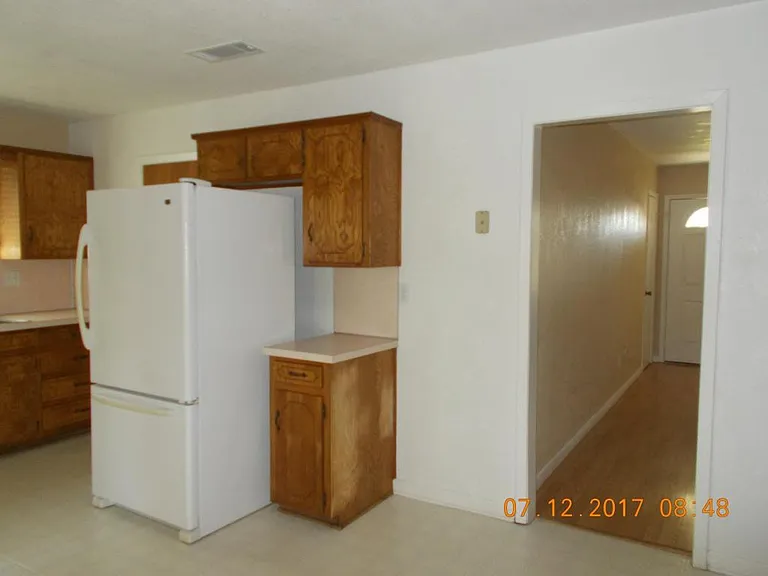112 Myra Lou Ave — Photo 7