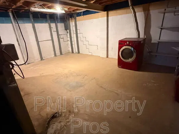 4140 Eldorado Ct, Brookfield, WI 53005