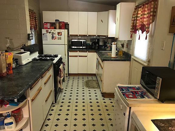 3rd image of 4211 N 51st Ave