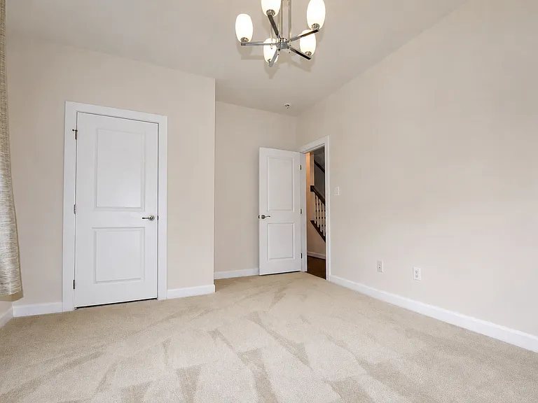 3171 Virginia Bluebell Ct — Photo 39