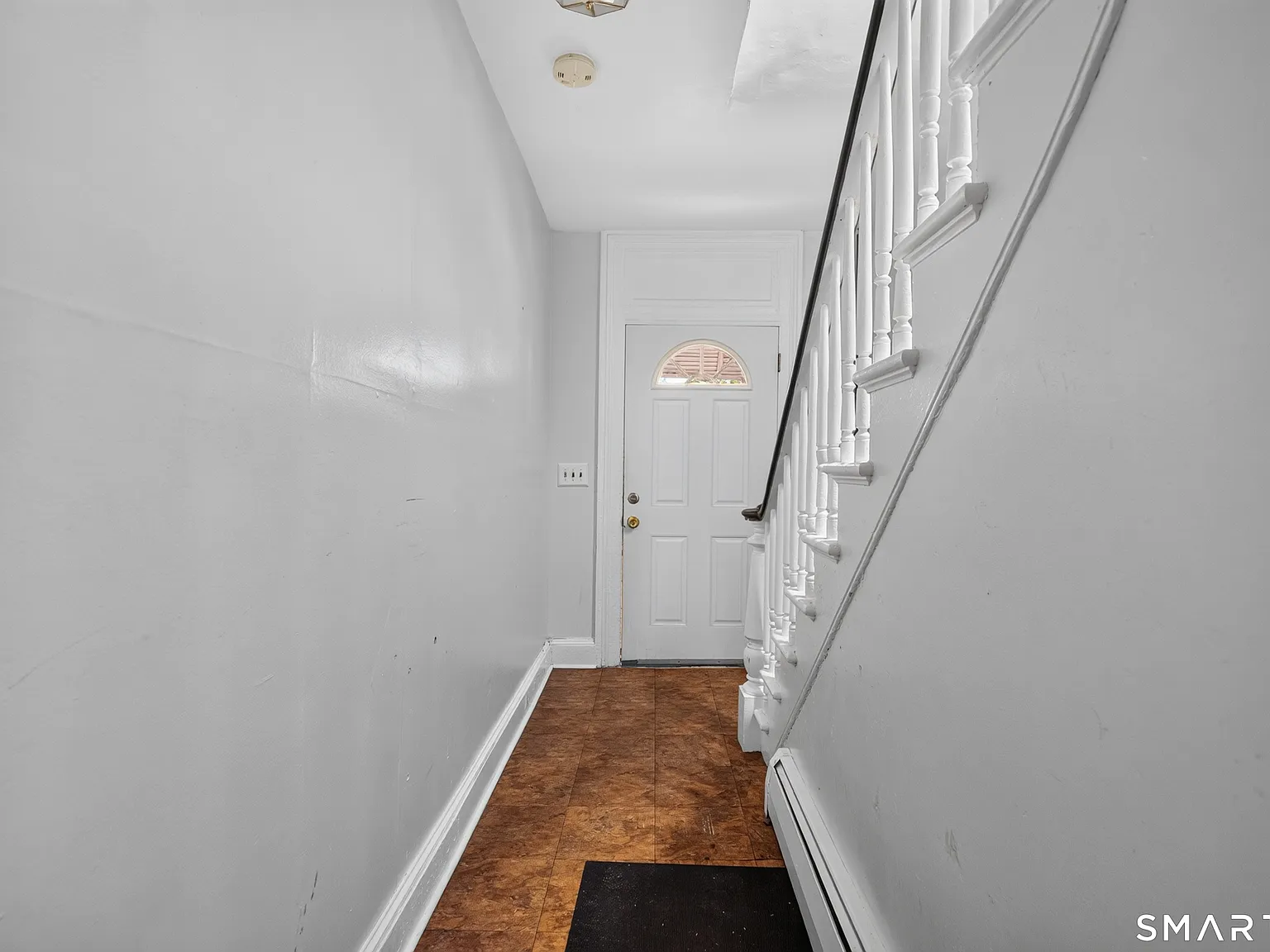 2 bed, 1.0 bath, 1672 sqft, $2,100 — Photo 3
