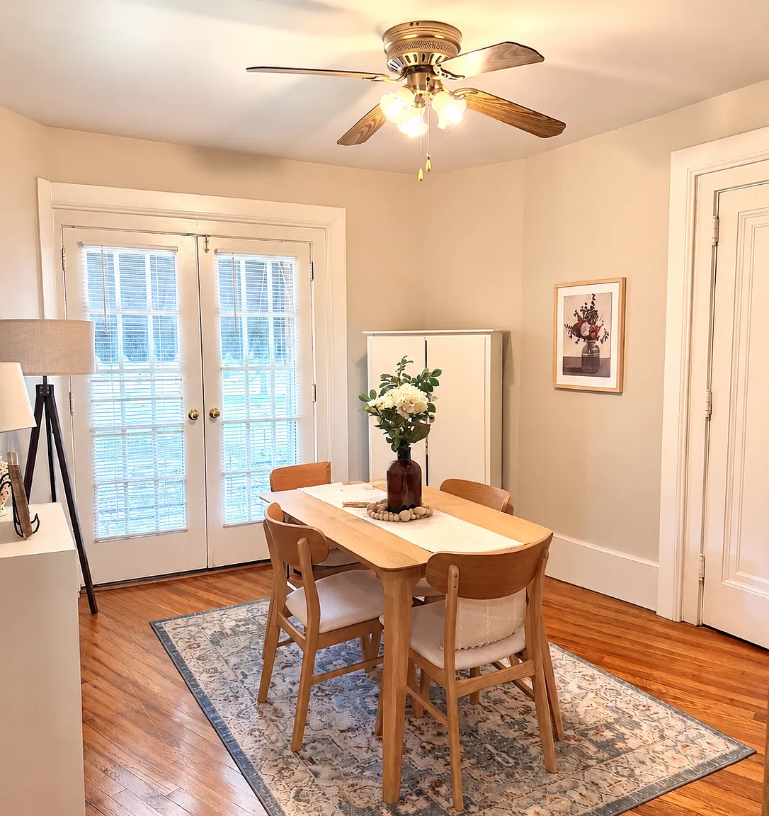 1 bed, 900 sqft, $1,175 — Photo 1