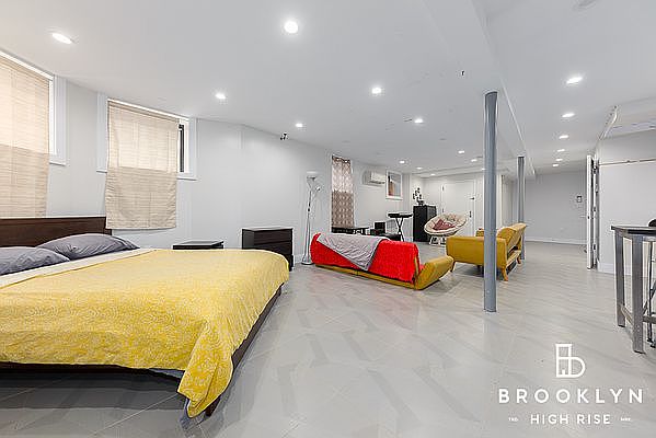 1st image of 989 Bedford Ave #1C