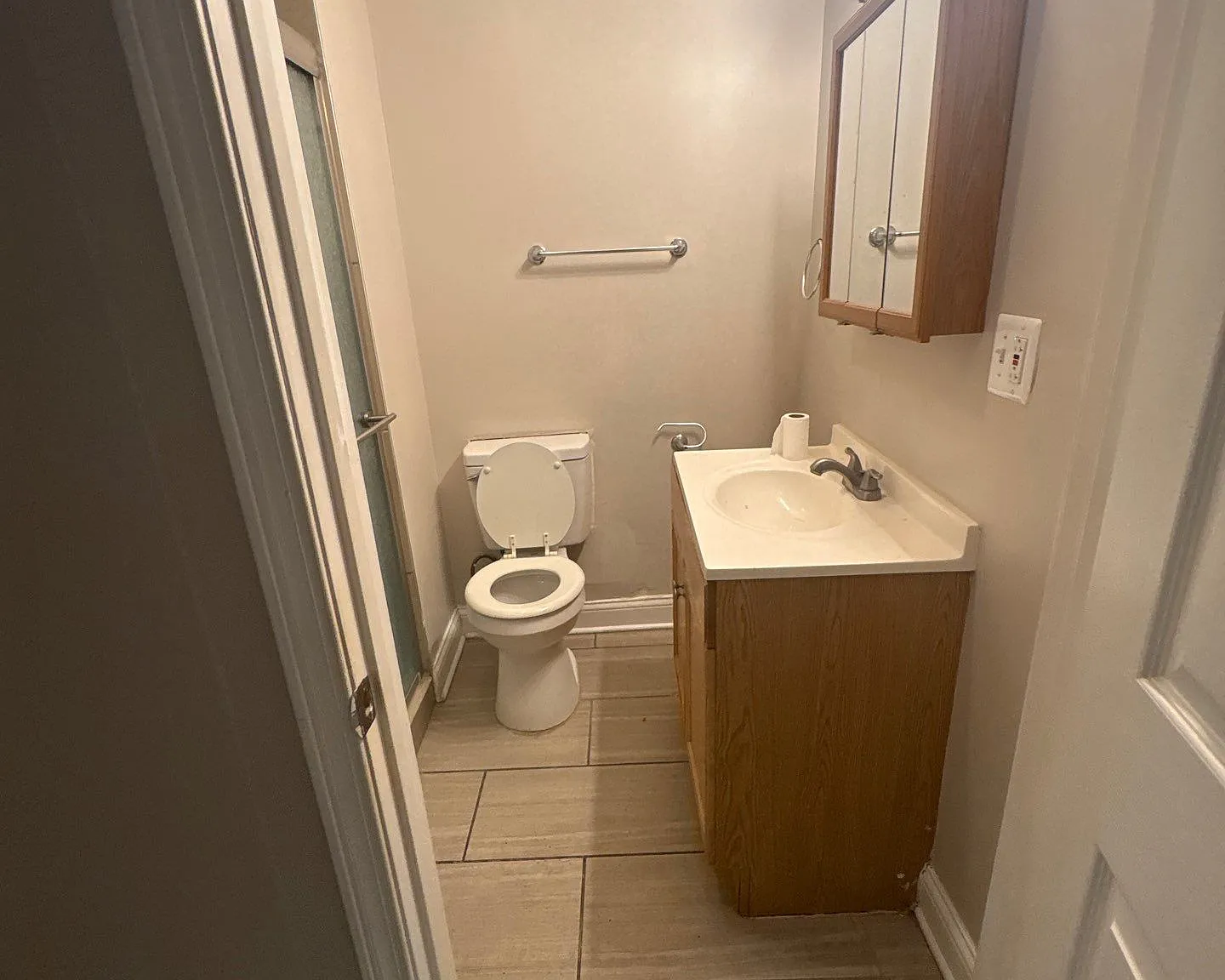 7444 South Langley Avenue - GS — Photo 2
