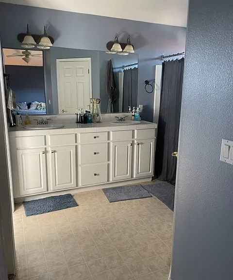 2805 Cottage Ln — Photo 4