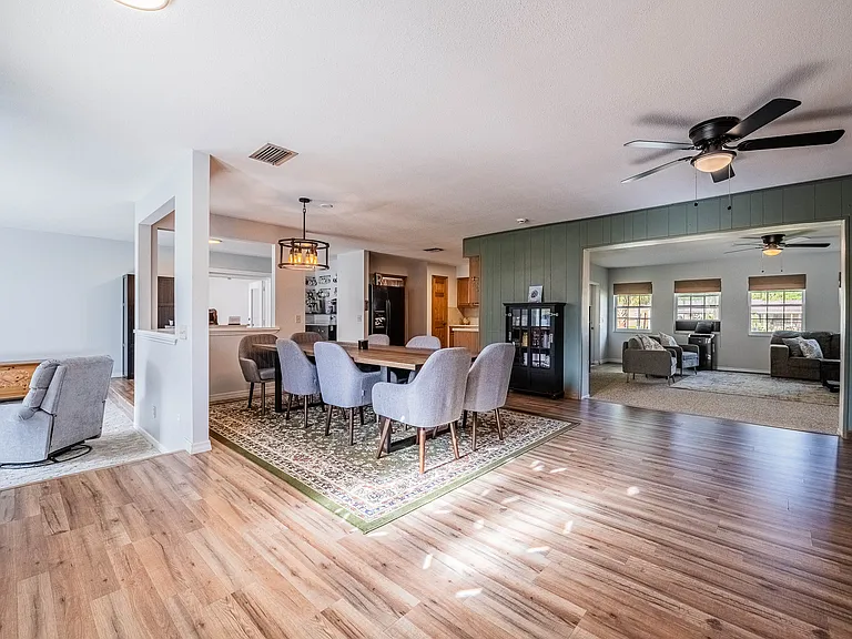 5905 Whispering Pines Rd — Photo 10