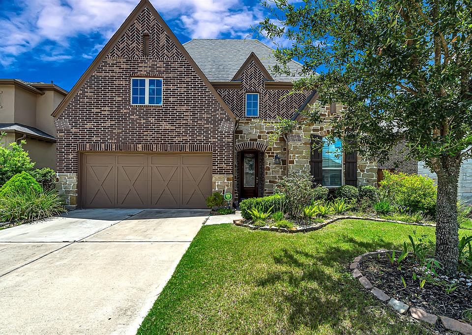 1st image of 17815 Olde Oaks Estate Ct