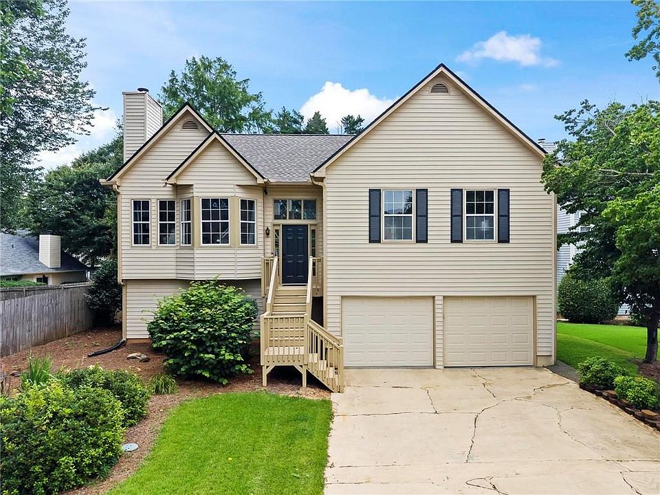 1st image of 613 Silverwood Ct