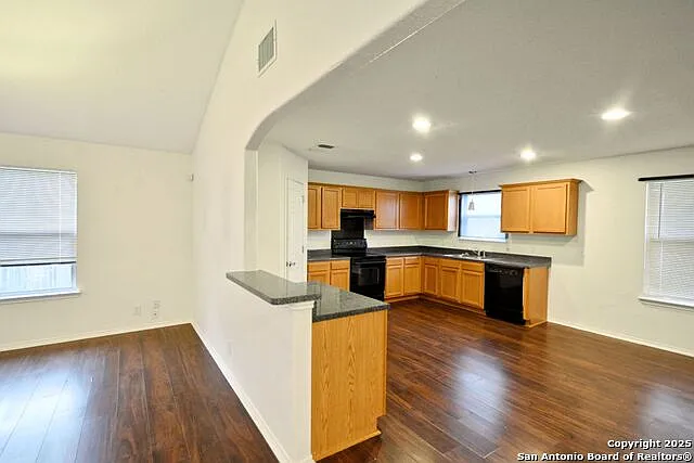 419 Aaron Ln — Photo 16