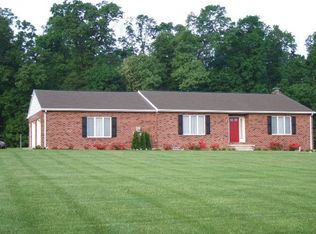 345 Deagen Rd, Hanover, PA 17331