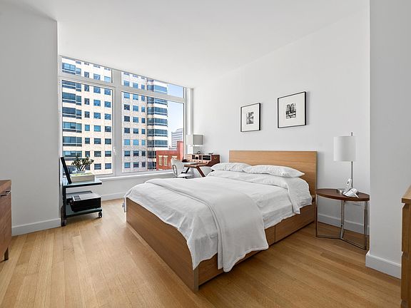 5th image of 400 E 67th St APT 7H