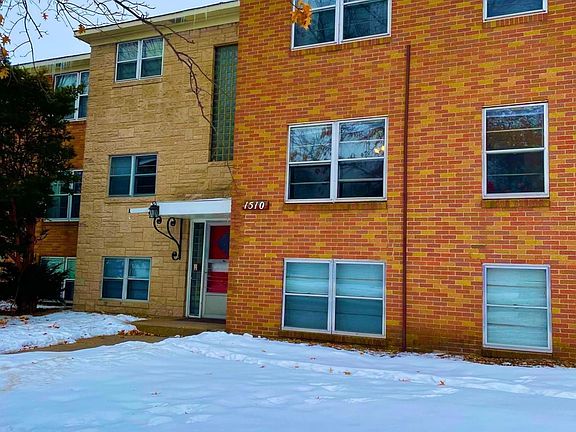 2nd image of 1510 Larpenteur Ave W #102