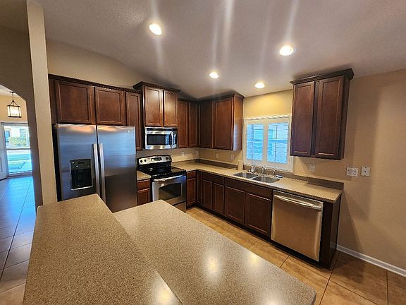 4th image of 3450 Velona Ave