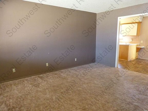 4th image of 109 Cactus Dr