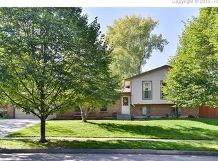 4345 Ridgeglen Rd, Colorado Springs, CO 80918