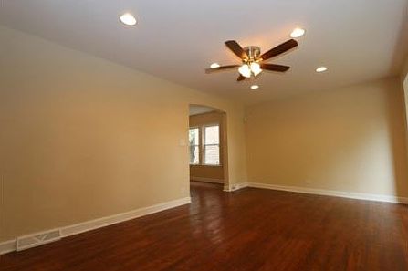 4th image of 8105 S Kingston Ave #House