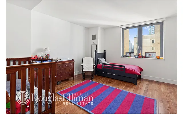 Sold by Douglas Elliman | media 6