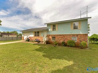 10024 Strong Dr SE, Huntsville, AL 35803