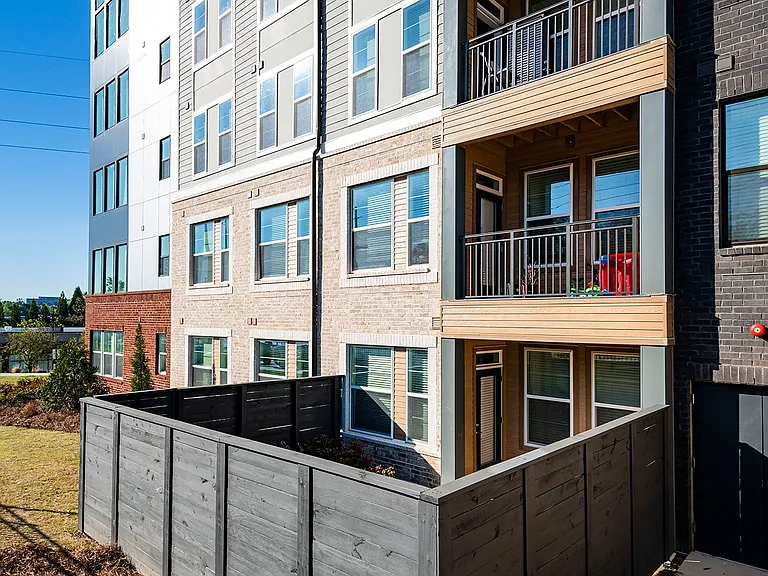 Fenced-in Yards Available