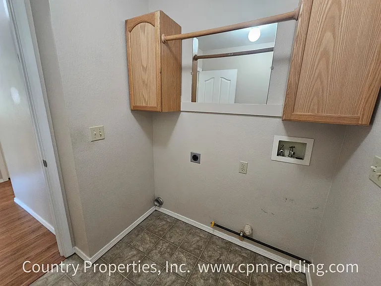 2907 Snow Fire Ct — Photo 23