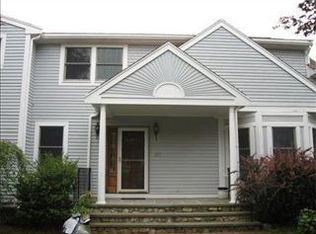 37 Booth St, Needham, MA 02494